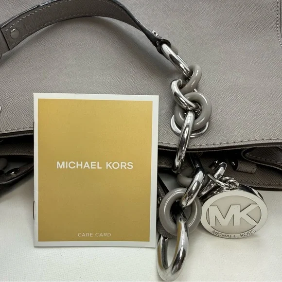 Michael Kors Cynthia Satchel Gray Saffiano Leather Chain Tote MK Charm - Picture 2 of 12